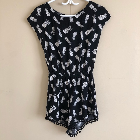 Pineapple Romper Black/White Cut-Out Back - Picture 6 of 7